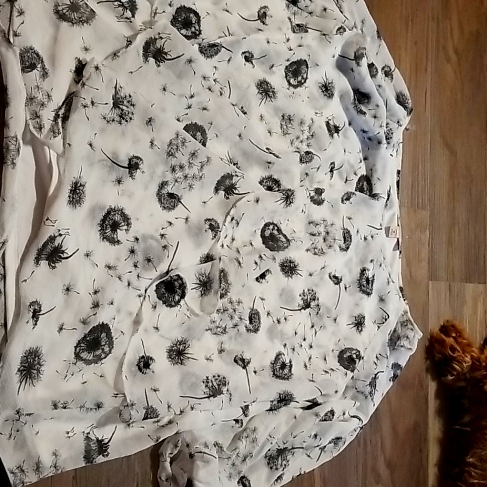 Black and white floral dress top